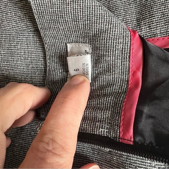 Worthington Gray Pencil Skirt size 6 rear zipper with hook/eye. - Picture 3 of 9